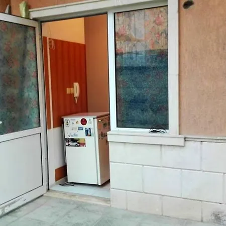 център варна, на минути пеш от морето! Апартамент *