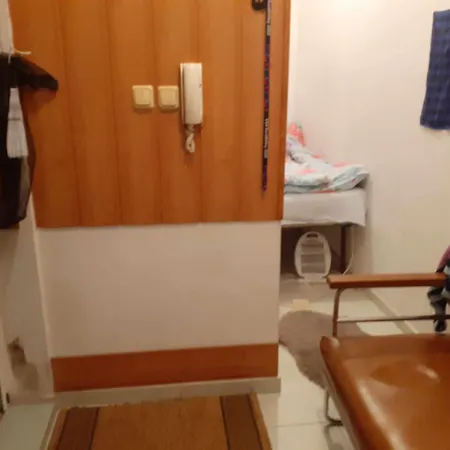 Апартамент център варна, на минути пеш от морето!