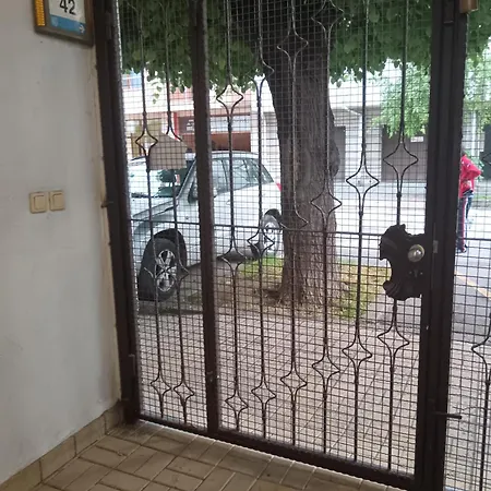 Apartamento център варна, на минути пеш от морето! Varna