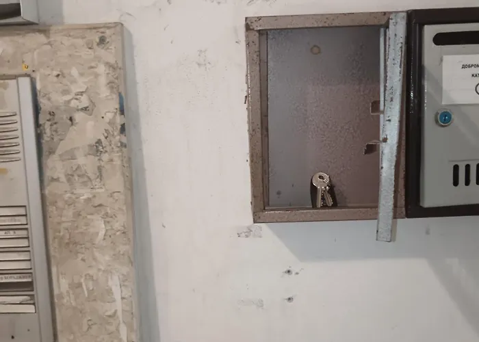 център варна, на минути пеш от морето! Варна